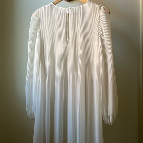 Wilfred Daydreamer dress from Aritzia, size small - Picture 3 of 3